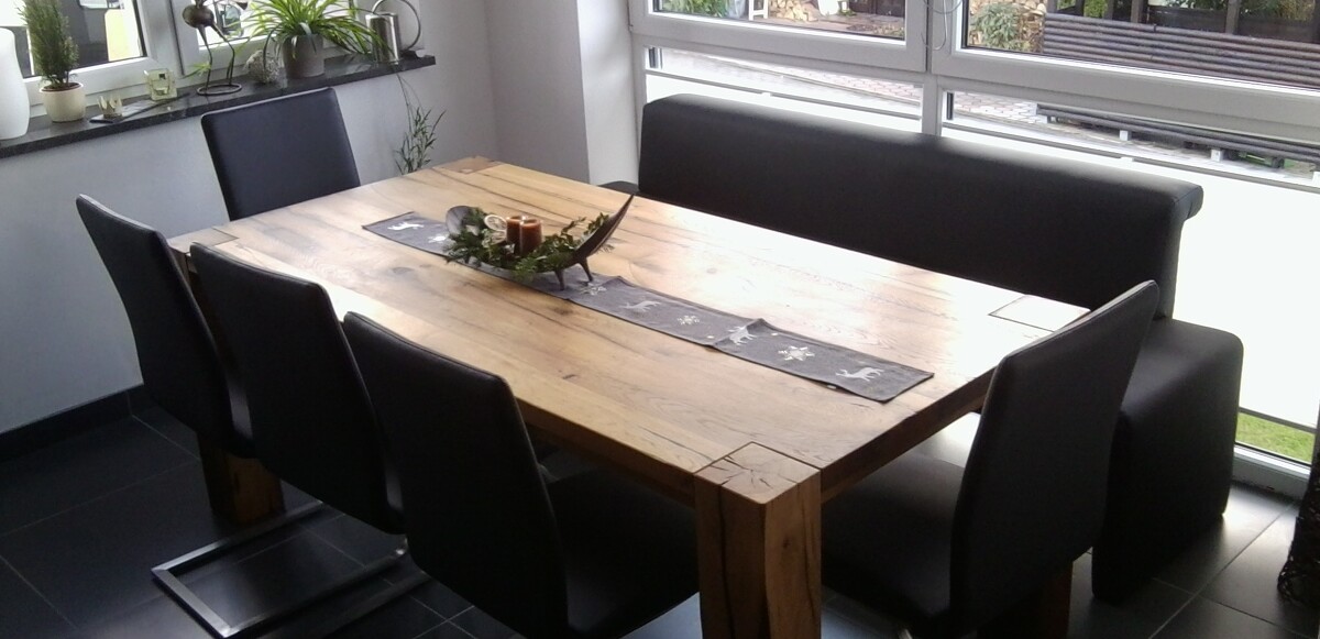 Tisch aus Eiche-Altholz